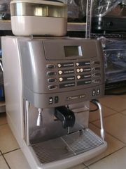 Профессиональная автоматическая кофемашина La Cimbali М1 